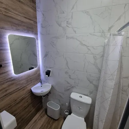 Lumei ゲストハウス *